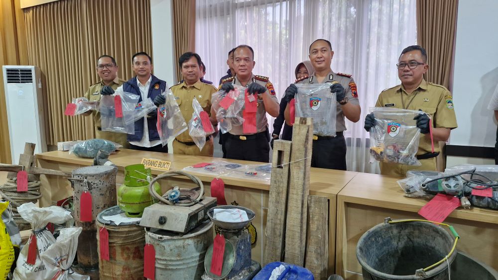 Polresta Banyumas Bongkar Tambang Emas Ilegal di Dua Kecamatan, Tiga Tersangka Ditangkap