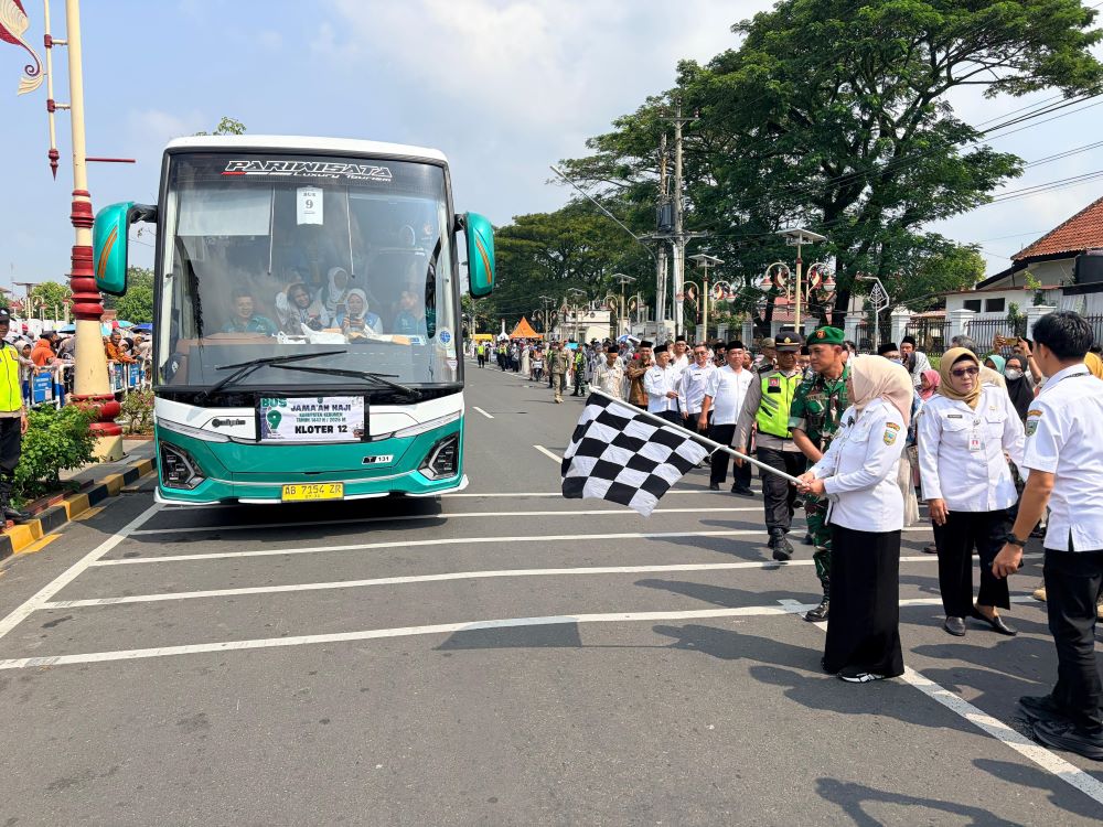 1.753 Jemaah Haji Kebumen Berangkat via Yogyakarta, 204 Personel Polisi Dikerahkan Amankan Perjalanan