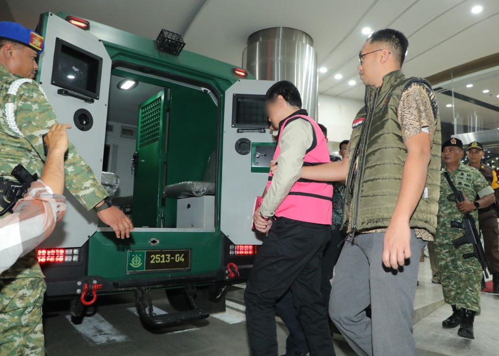 Kejagung Tahan Komisaris PT YAT Terkait Pengadaan Motor Listrik di BGN
