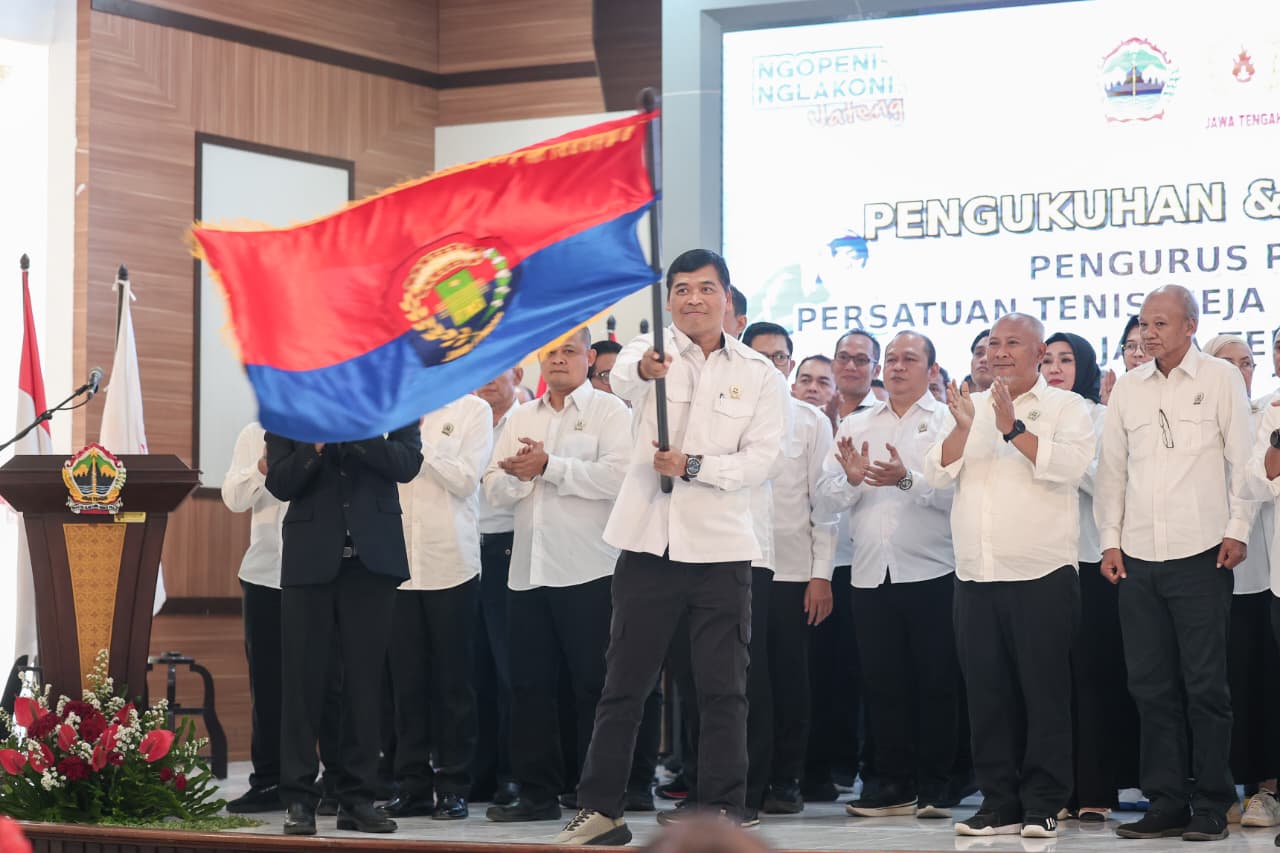 Bangkitkan Tenis Meja Jateng, Ahmad Luthfi Dorong PTMSI Perbanyak Turnamen 