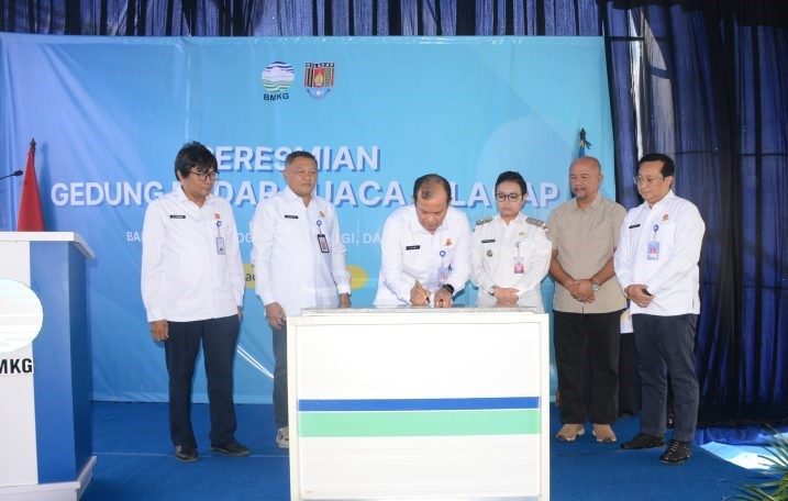 BMKG Resmikan Radar Cuaca S-Band di Cilacap