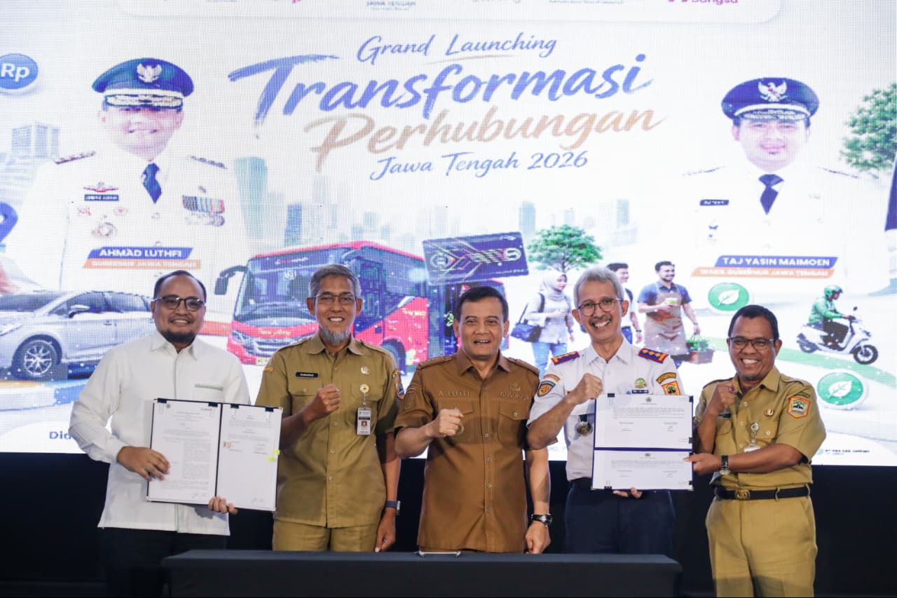 Jateng Gaspol Ubah Wajah Transportasi : Dari Taksi Listrik Hingga Pembayaran Non Tunai