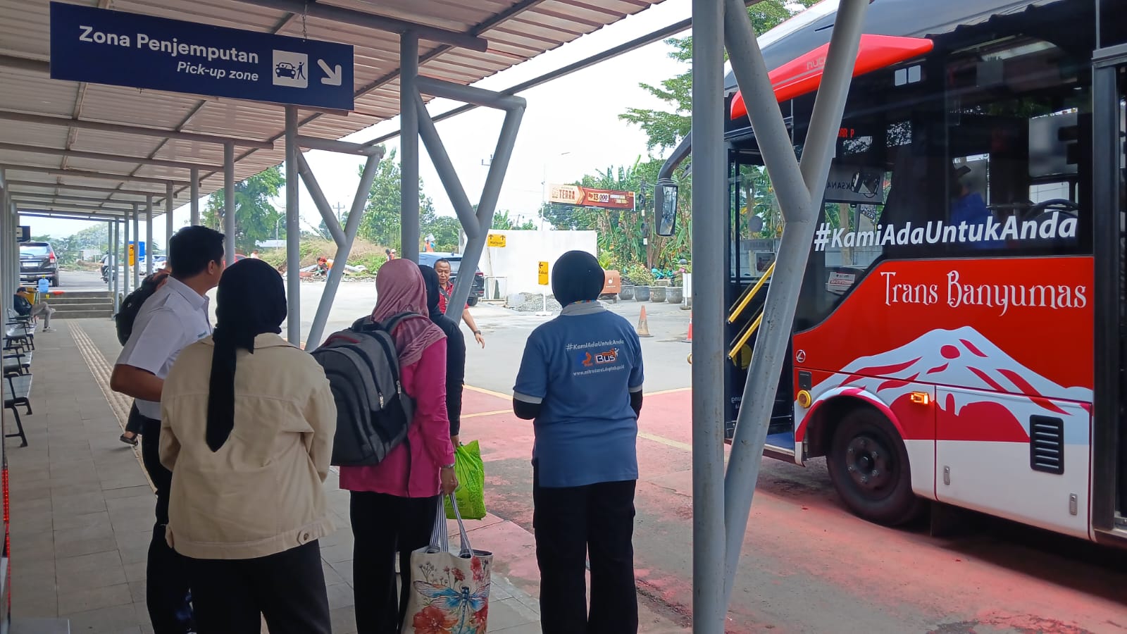 Puluhan Ribu Penumpang Gunakan Boarding Gate Pintu Barat Stasiun Purwokerto, Integrasi dengan Trans Banyumas Permudah Mobilitas
