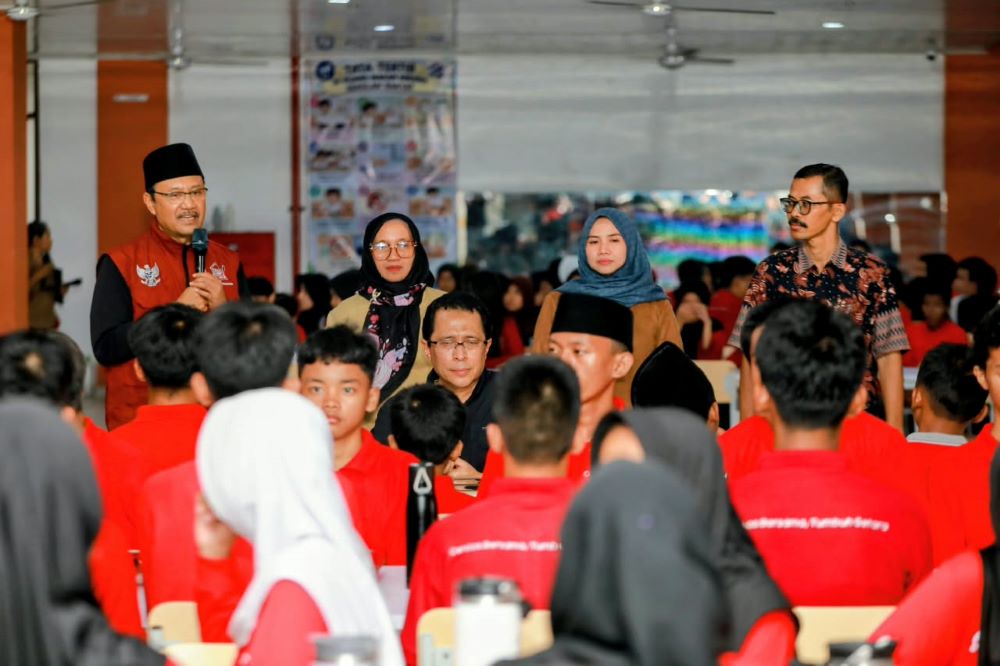 Gus Ipul Ajak Siswa Sekolah Rakyat Tolak Bullying, Kekerasan, dan Intoleransi