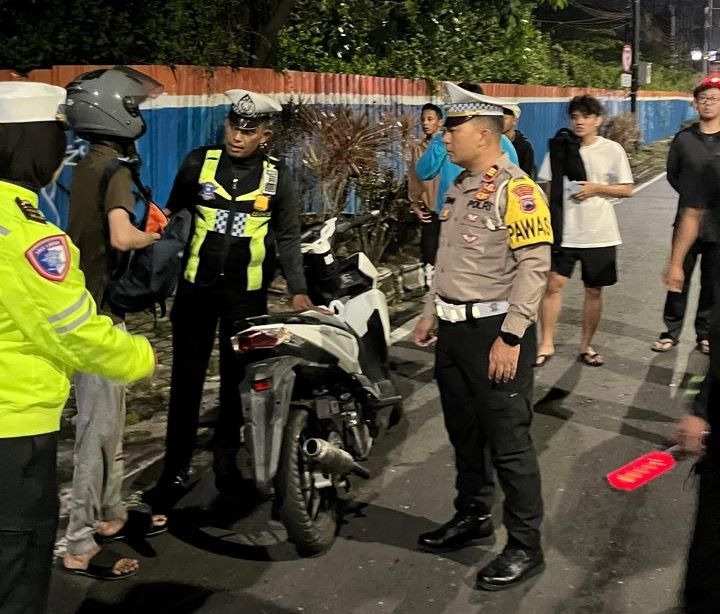 Satlantas Polresta Banyumas Tindak 26 Knalpot Brong dan Bubarkan Balap Liar