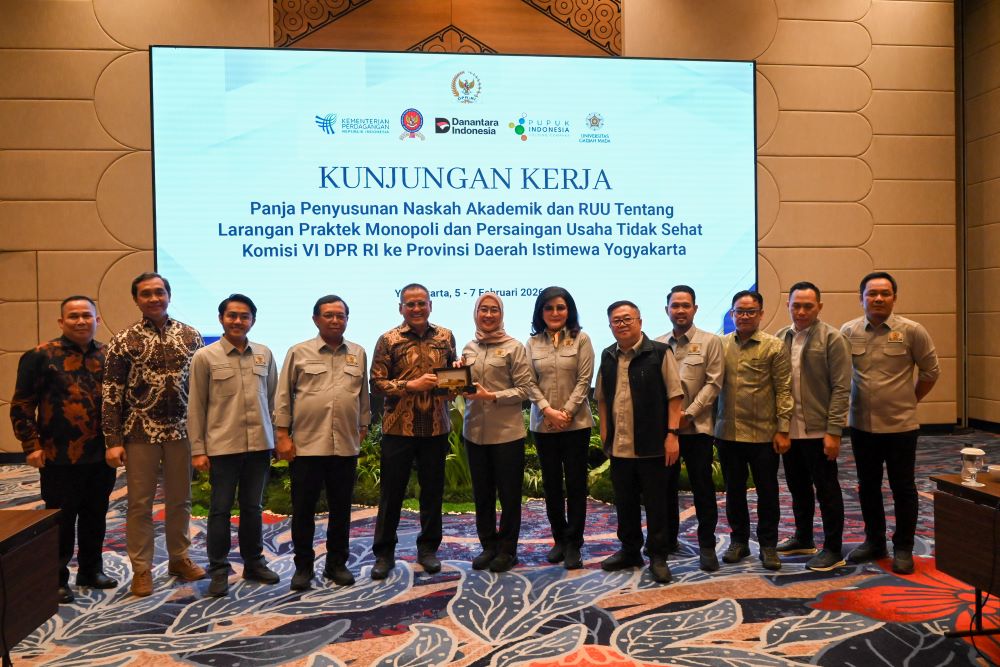 DPR Dorong Pupuk Bebas Monopoli di Tengah Ketatnya Persaingan Global