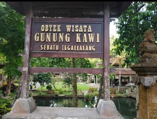 Fenomena Gunung Kawi di Tengah Masyarakat, Antara Wisata Religi, Tradisi dan Beragam Mitos