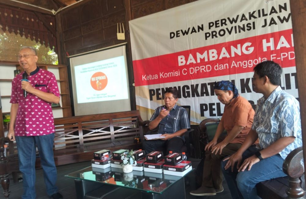 Koalisi Pendidikan Banyumas Soroti Ketimpangan Guru dan Komersialisasi Pendidikan
