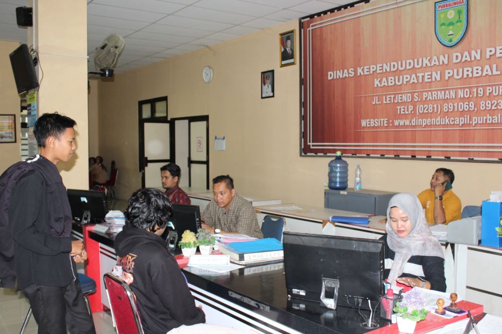 Stok Blanko Bertambah, Purbalingga Buka Layanan Cetak KTP Tanpa Batas Harian