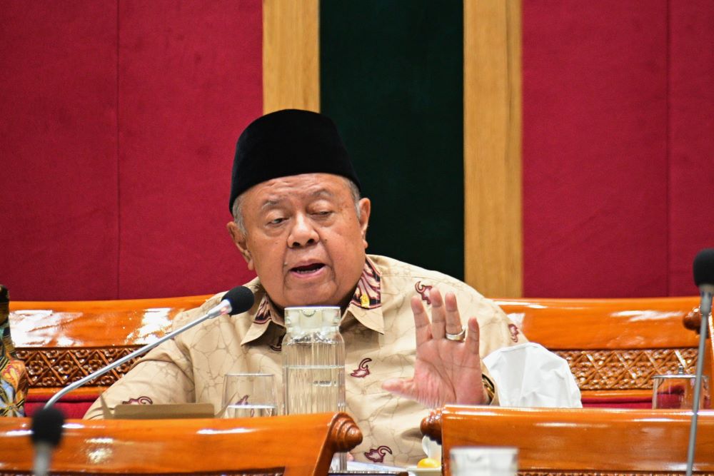 Kasus OTT Rektor Unsoed Jadi Sorotan, DPR Desak Evaluasi Total Penerimaan Mahasiswa