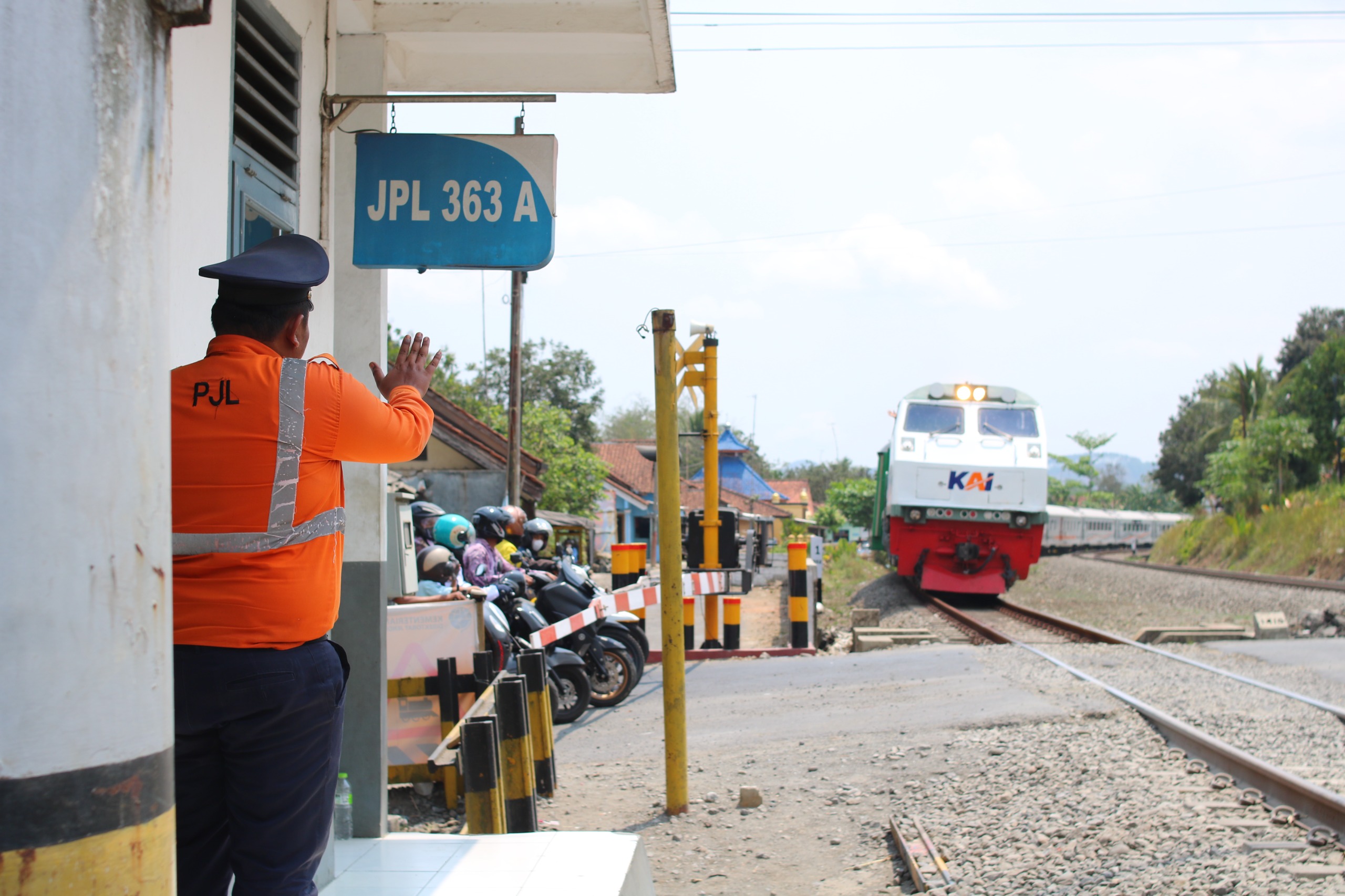 Pengamanan Jalur Kereta Diperkuat, KAI Daop 5 Purwokerto Terjunkan 79 Petugas Tambahan