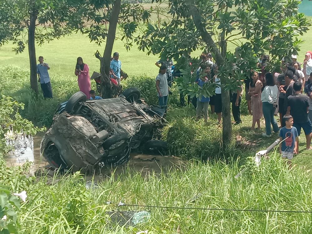 Mobil Tertabrak KA di Perlintasan Cilacap, Tidak Ada Korban Jiwa