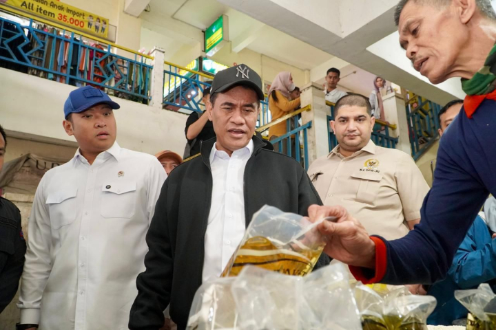 Produsen MinyaKita Diduga Langgar HET, DPR dan Kementan Tempuh Jalur Hukum