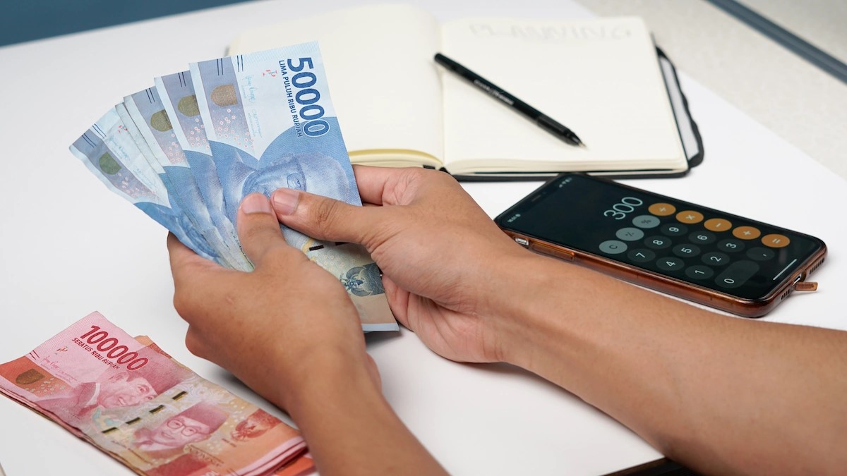 Gagi UMR di Era Serba Mahal, Ini 5 Cara Mengatur Keuangan agar Tak Tekor di Akhir Bulan
