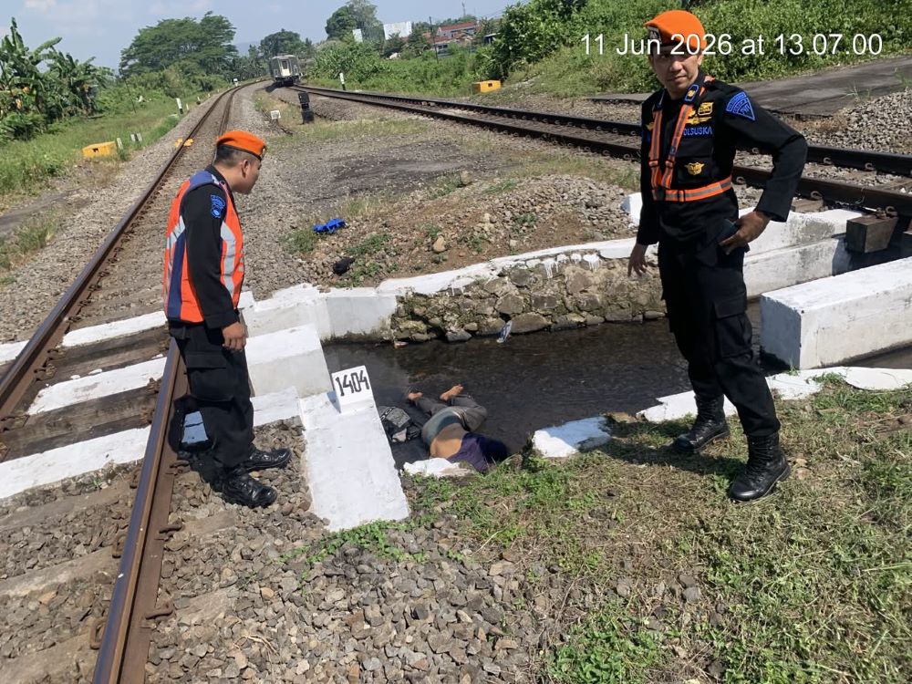 OTK Tertemper KA Manahan di Area Stasiun Purwokerto, Daop 5 Kembali Ingatkan Bahaya Beraktivitas di Rel