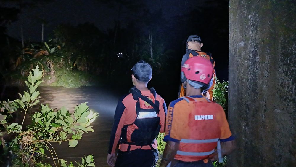 Pencari Rumput Dilaporkan Tenggelam di Sungai Tajum Ajibarang, Tim SAR Lakukan Pencarian