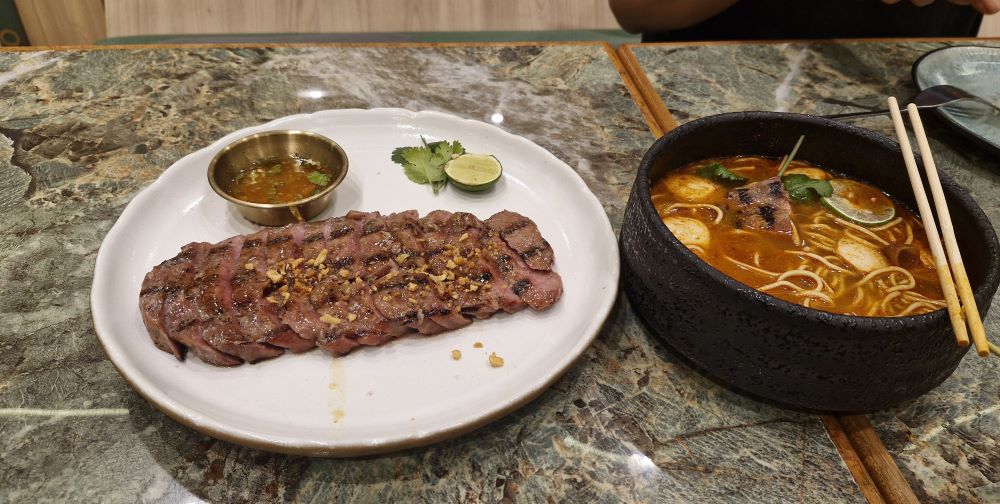 Rumah Makan Sekotji Hadir di Pusat Purwokerto, Ada Beef Crying Tiger hingga Ramen