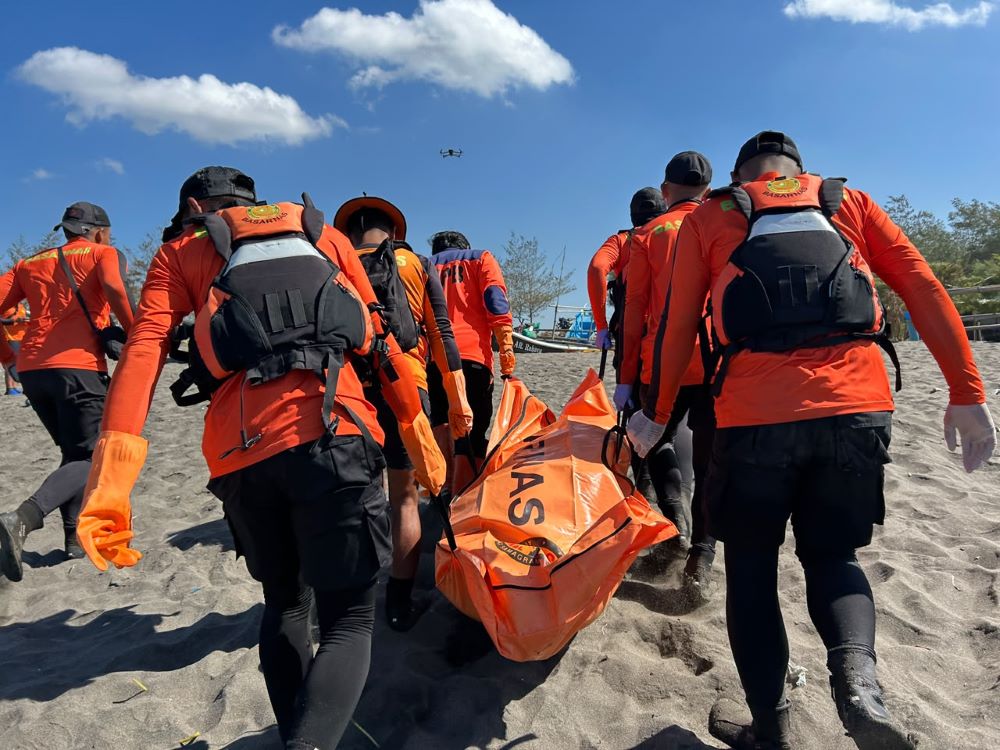 Korban Tenggelam Pantai Entak Kebumen Ditemukan Meninggal Setelah Tiga Hari Pencarian