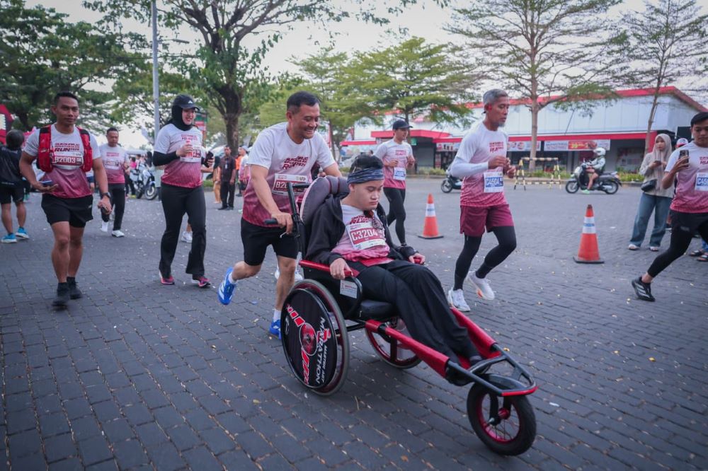 Sport Tourism Jateng Makin Bergairah, Ahmad Luthfi Turun Langsung Ramaikan Sukoharjo Spektakuler Run 2026