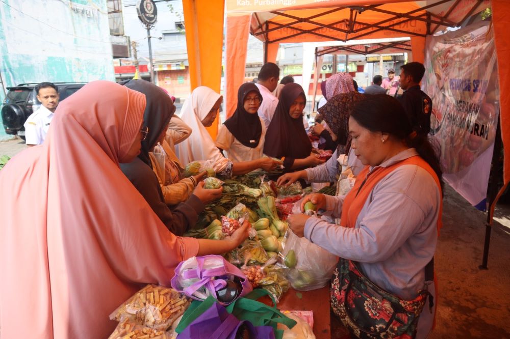 Telur Rp19 Ribu per Kilogram, GPM di Purbalingga Diserbu Warga