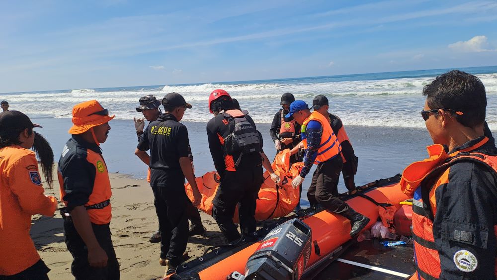 Nelayan Asal Banjarnegara Ditemukan Tewas Usai Tiga Hari Pencarian di Pantai Suwuk