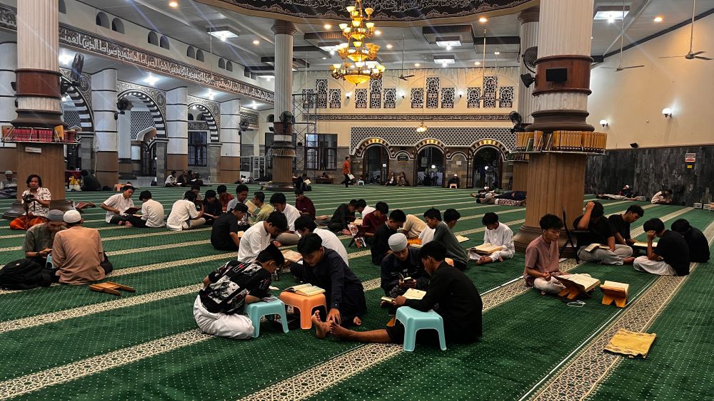 SEBLAQ di Masjid Agung Baitusalam, Cara RIMBAS Dekatkan Remaja dengan Al-Qur’an di Pengujung Ramadan