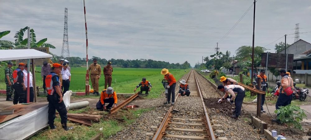 Daop 5 Purwokerto Tutup 184 Perlintasan Liar, Upaya Tekan Risiko Kecelakaan Kereta Api