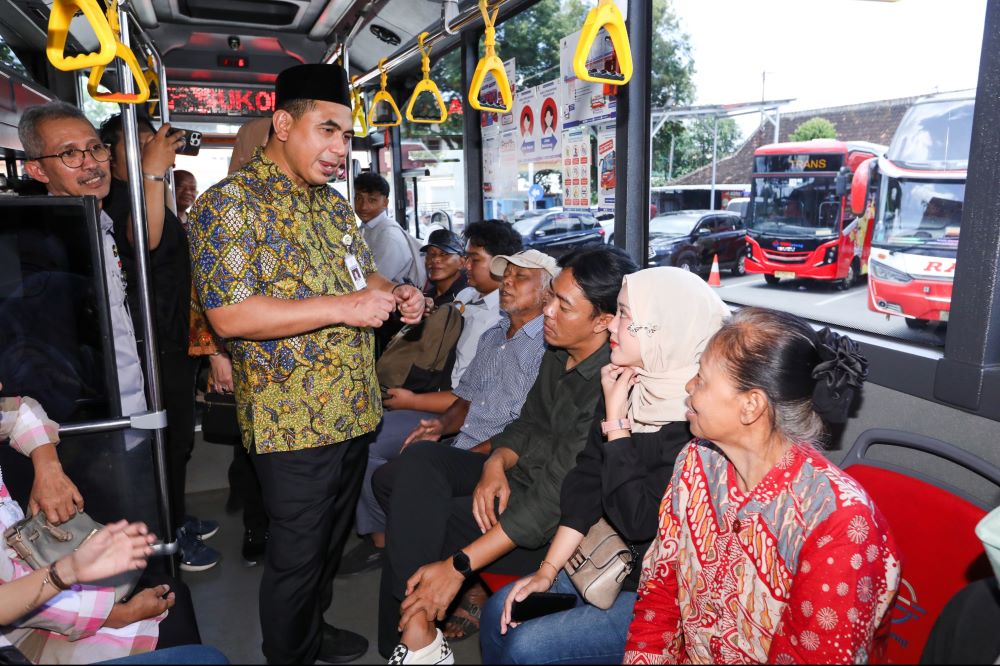Mudik Lebaran 2026, Pemprov Jateng Lengkapi Layanan dengan Internet Gratis di 382 Lokasi