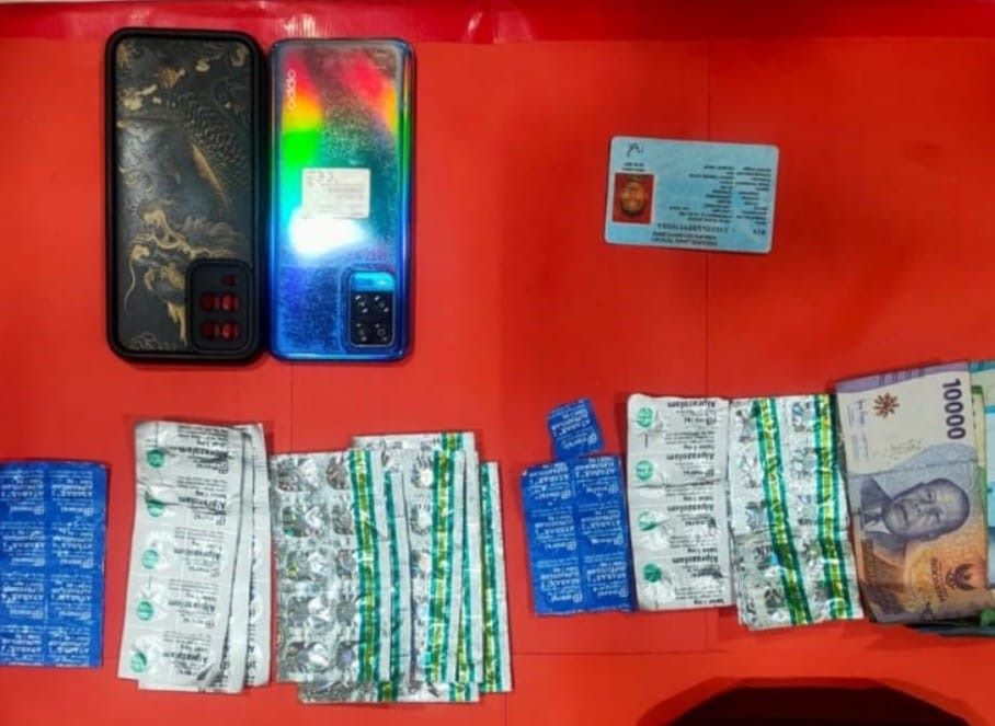 Penggerebekan di Purwokerto Timur, Polisi Amankan Pengedar dan Ratusan Obat Terlarang