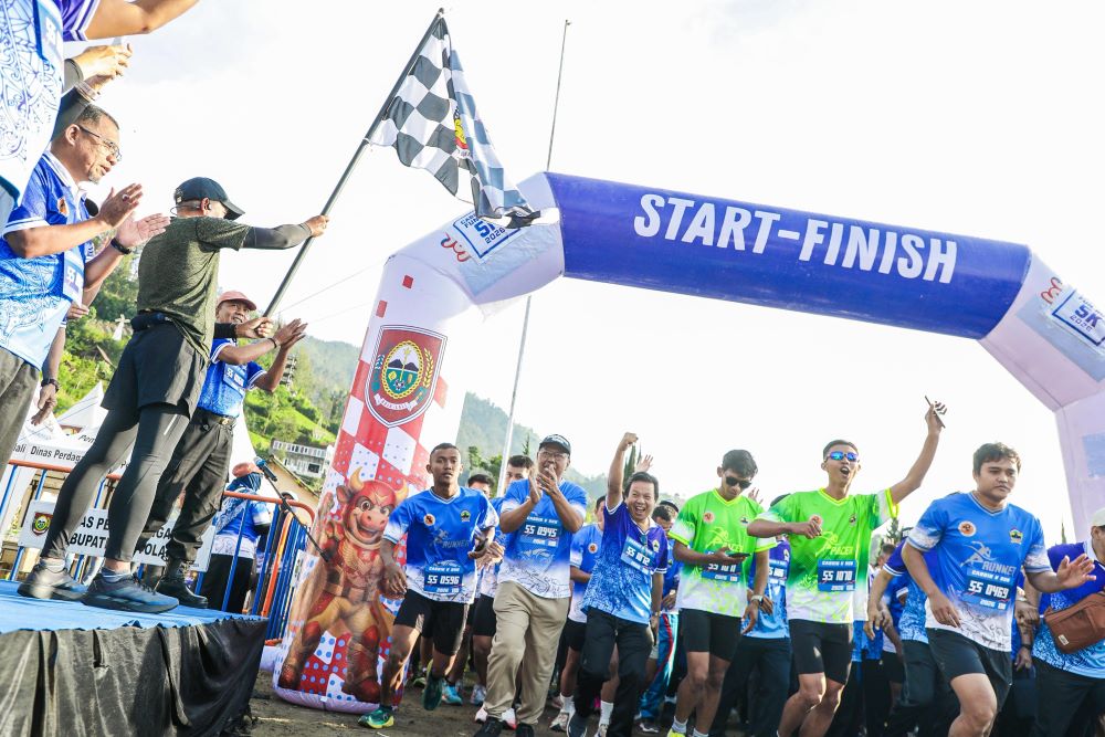 Cabdin V Fun Run 5K Boyolali Meriah, Ribuan Guru dan Tenaga Pendidikan Perkuat Solidaritas di Kawasan Selo