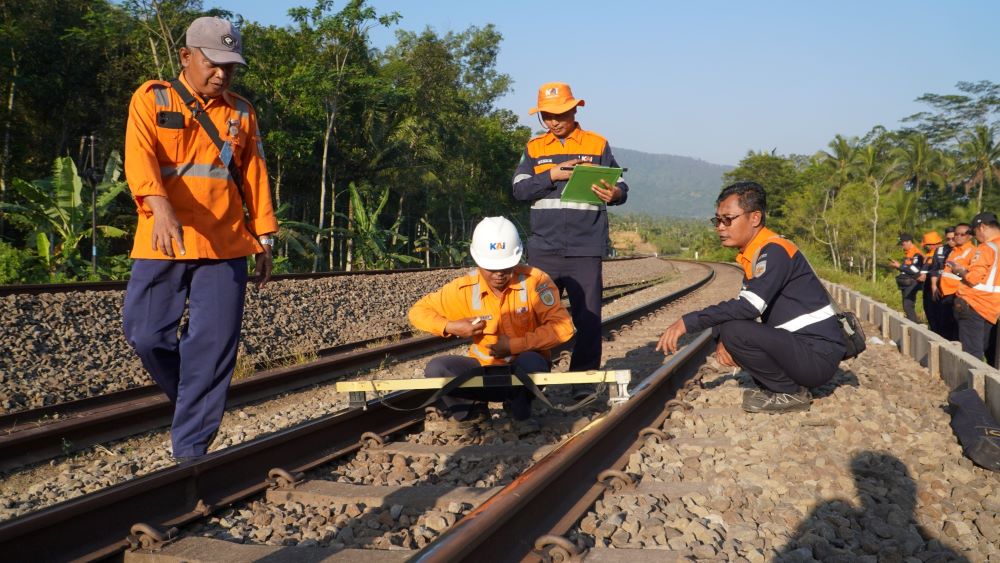 Jelang Libur Panjang HUT RI, KAI Daop 5 Purwokerto Cek Jalur dan Fasilitas Stasiun