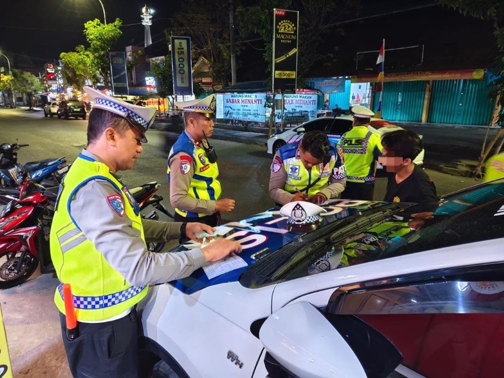 13 Pengendara Ditindak Polisi Saat Patroli Malam Minggu di Kebumen, 10 Motor Pakai Knalpot Brong