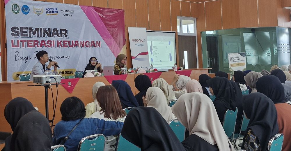 Kolaborasi FEBI UIN Saizu Purwokerto dan Prudential Perkuat Literasi Keuangan Mahasiswa Sejak Dini