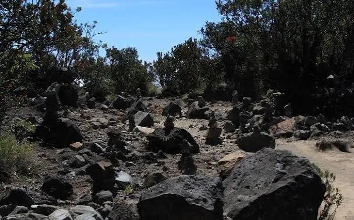 Benarkah Ada Pasar Goib Saat Mendaki Gunung? Simak Penjelasan dari Sisi Mitos dan Fakta