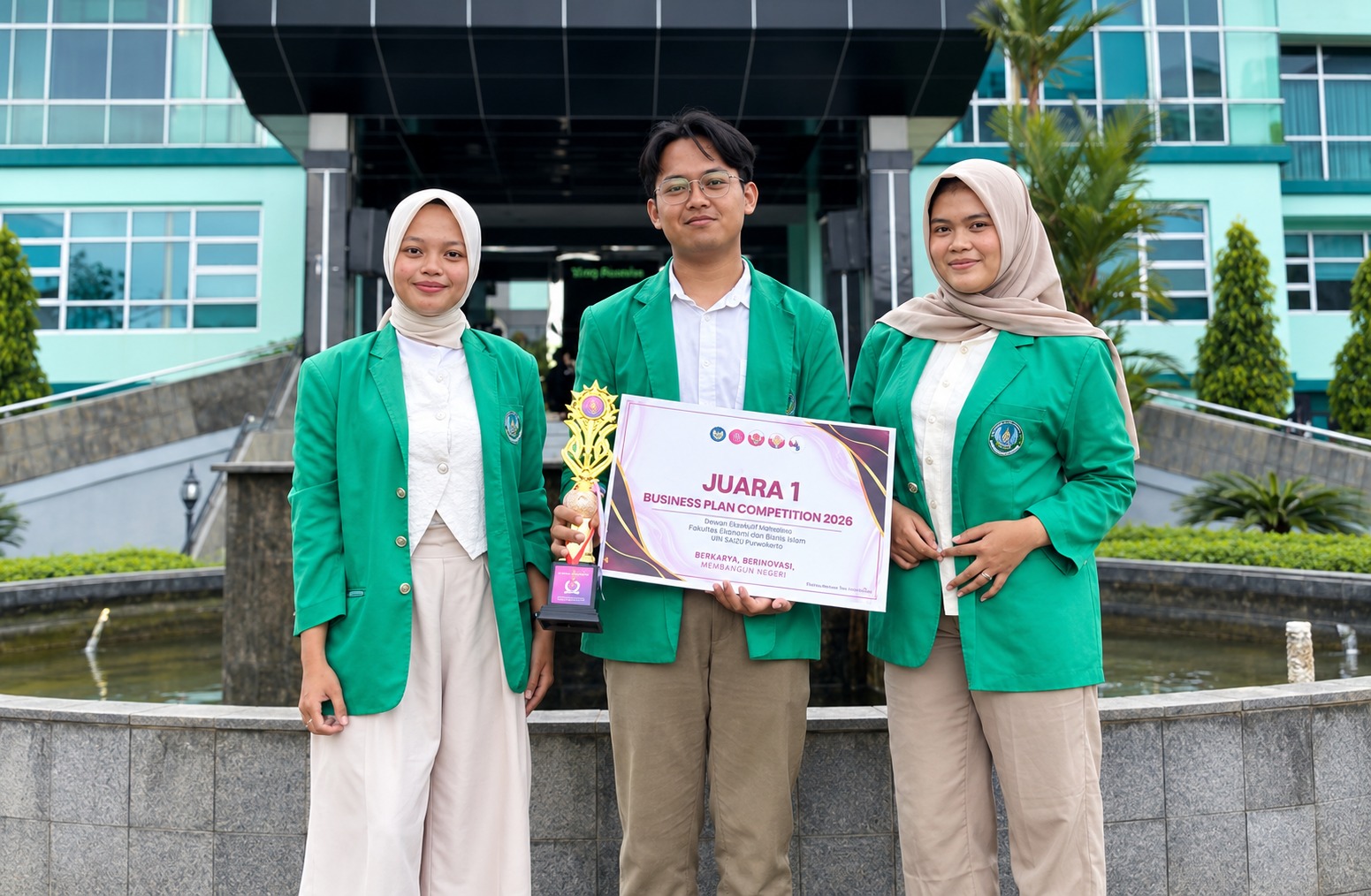 Kreatif! Mahasiswa UIN Saizu Olah Ampas Kopi Jadi Scrub dan Raih Juara 1 Nasional
