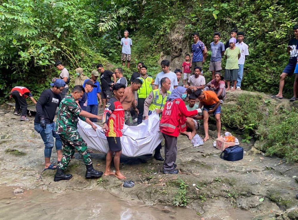 Tragedi di Kedung Pakuran, Pelajar SMK Kebumen Tewas Tenggelam Saat Berenang
